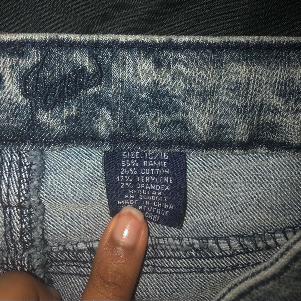 CUTE Ripped Jeans - Picture 3 of 4